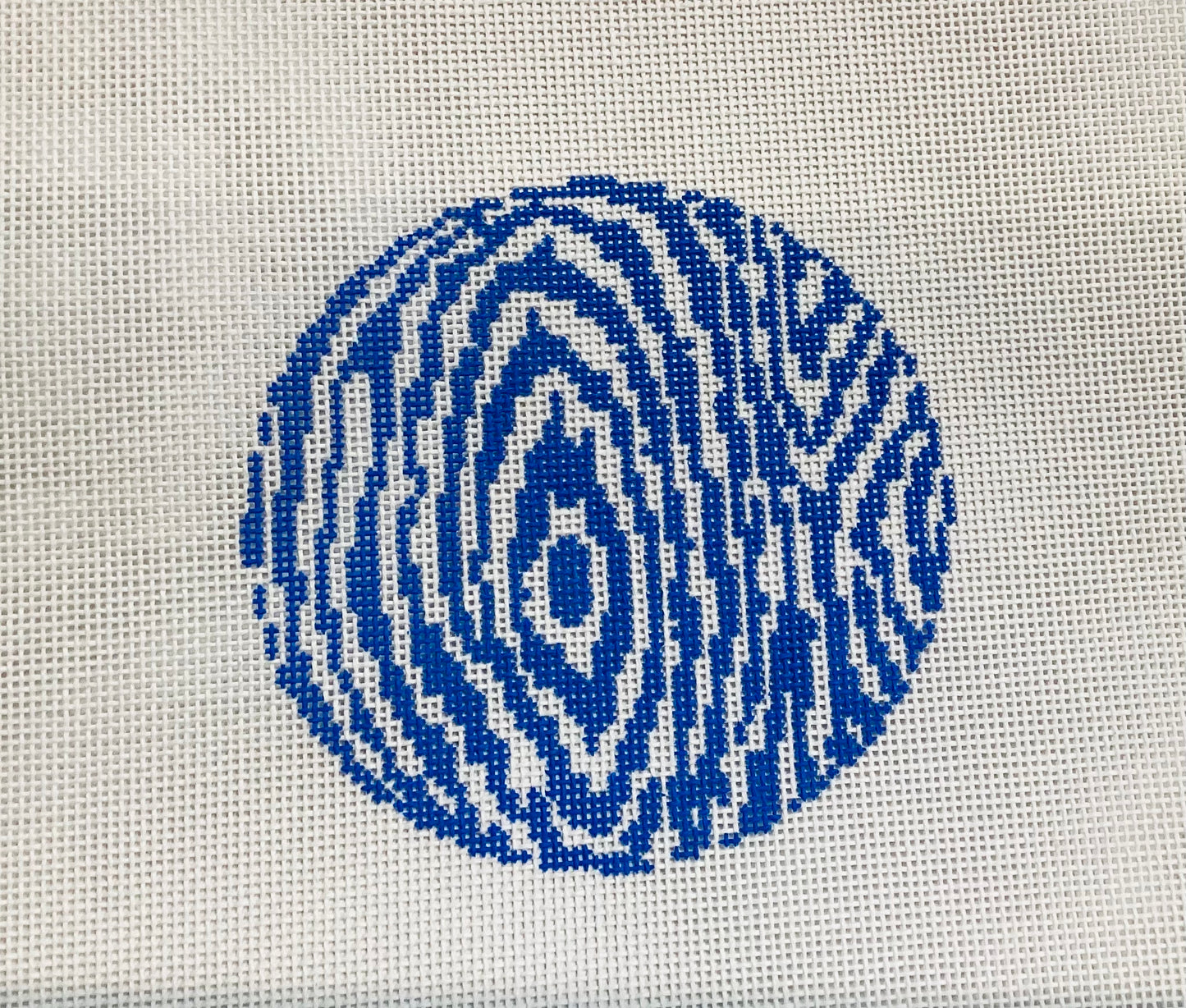 Faux Bois Round-Blue