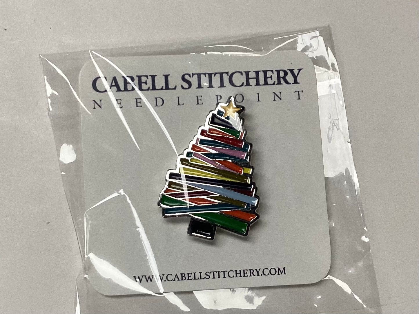 Colorful Tree Needleminder