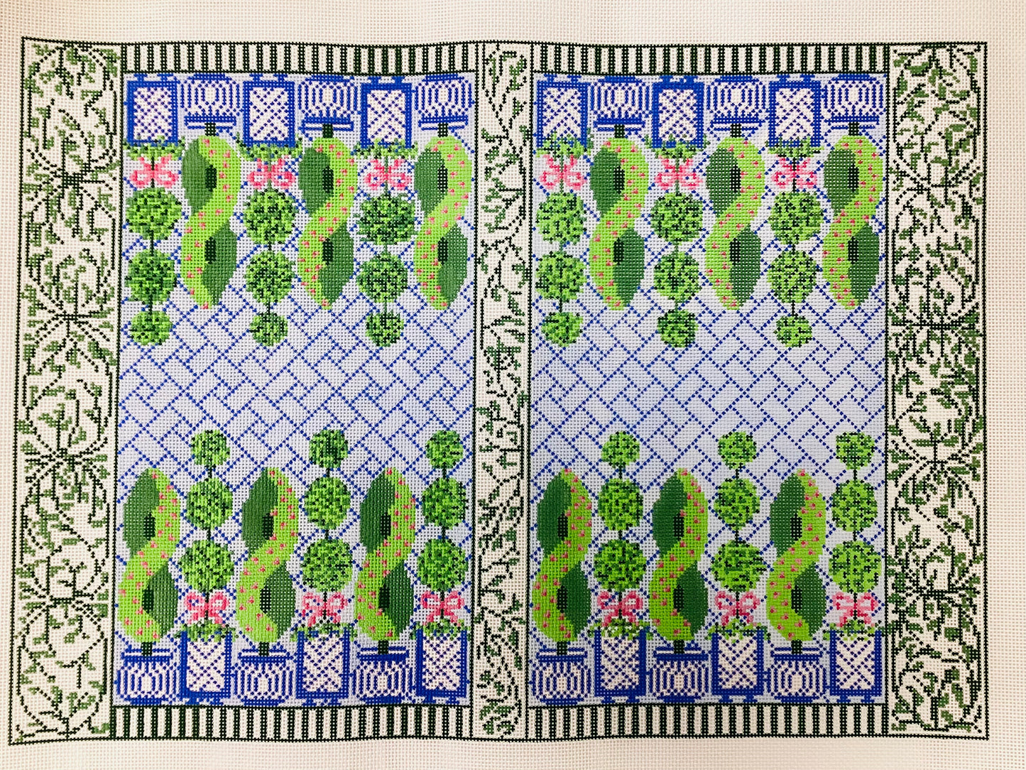 Topiary Backgammon Board