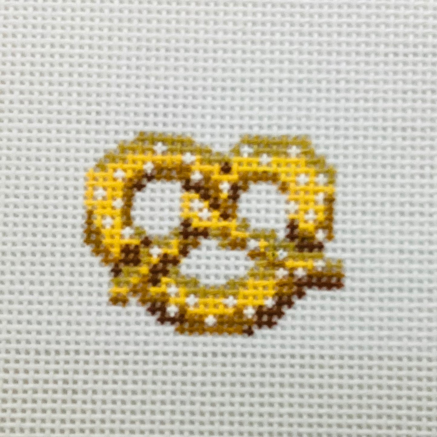 Pretzel small