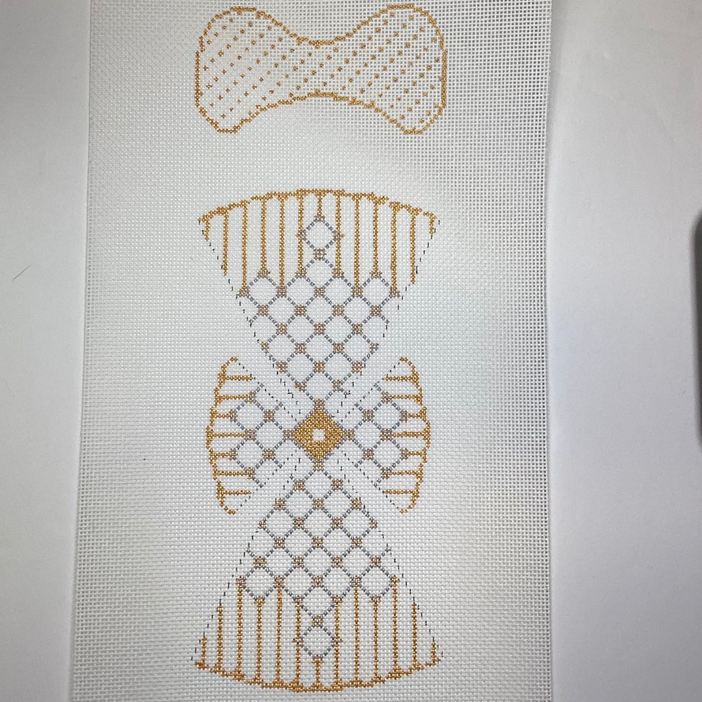 The White Angel with Stitch Guide (13 mesh)