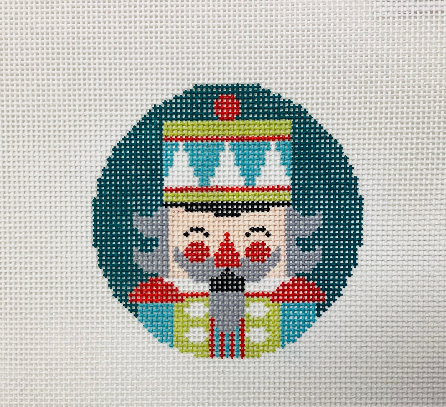 Nutcracker Iggy Round