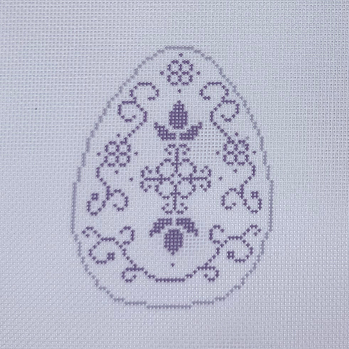 Damask Swirl Egg