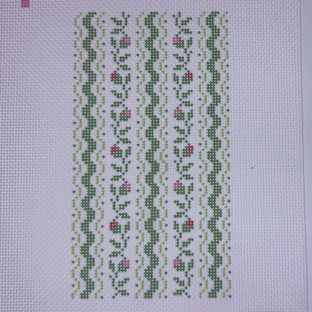 Scalloped Buds